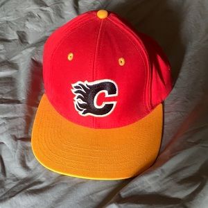 Calgary Flames NHL Retro SnapBack Hat
